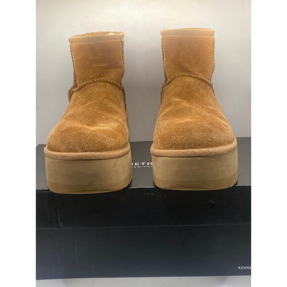 UGG CLASSIC MINI PLATFORM 1134991-CHE Boots Size 7 - Picture 2 of 10